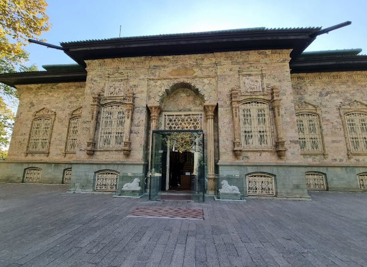 Green Museum Palace, Iran